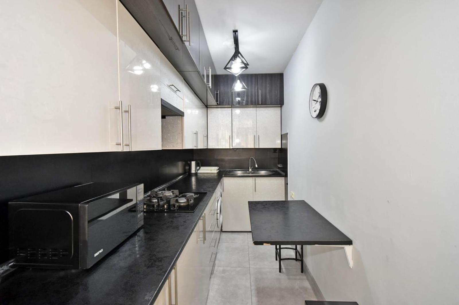 Luxury Spacious Apartment On Saryan Street.Centre Erivan Dış mekan fotoğraf