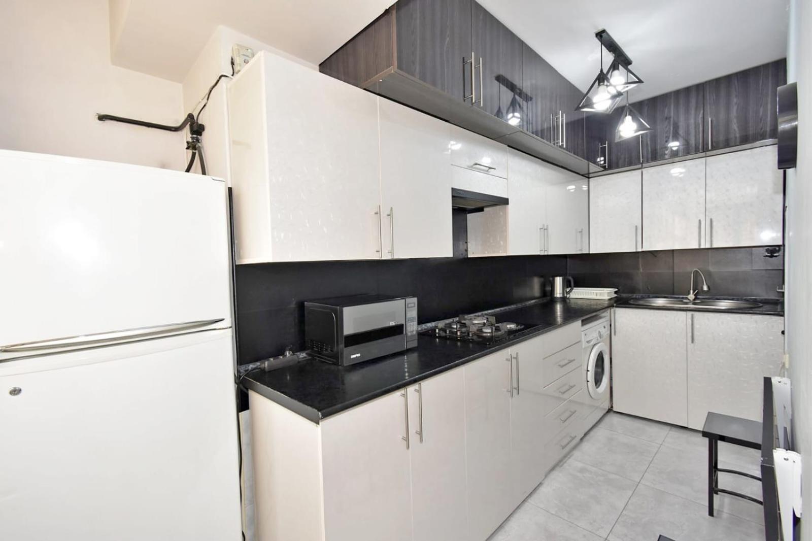 Luxury Spacious Apartment On Saryan Street.Centre Erivan Dış mekan fotoğraf
